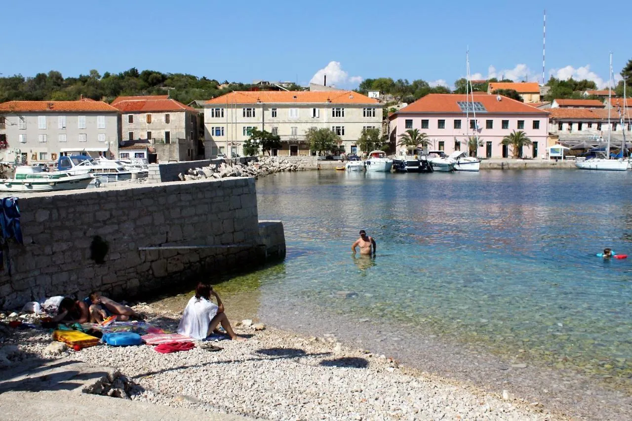 Apartments With A Parking Space Sali, Dugi Otok - 8152 Croatia