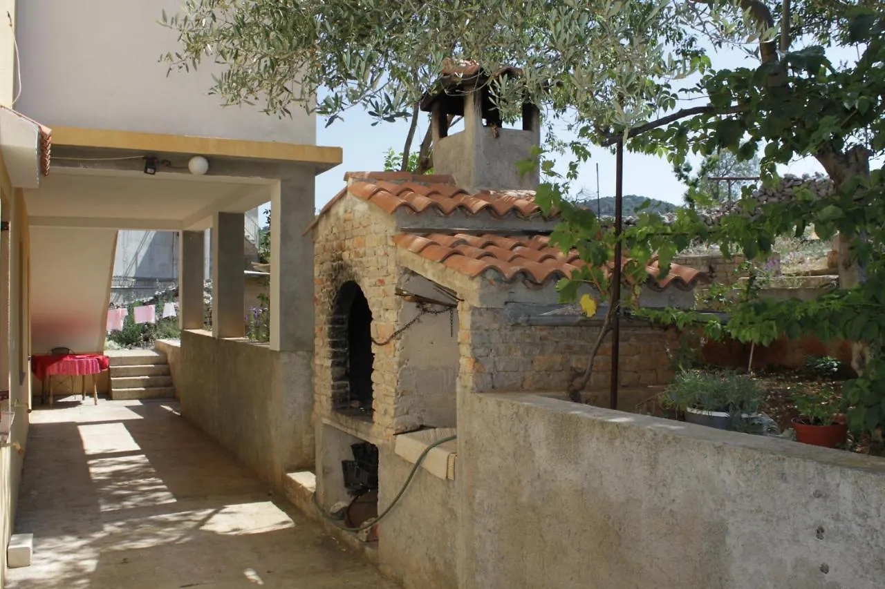 Apartments With A Parking Space Sali, Dugi Otok - 8152 Croatia