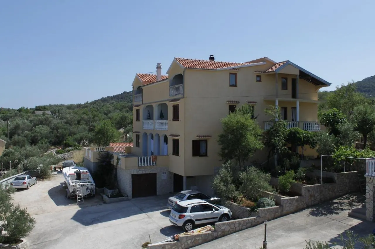 Apartments With A Parking Space Sali, Dugi Otok - 8152