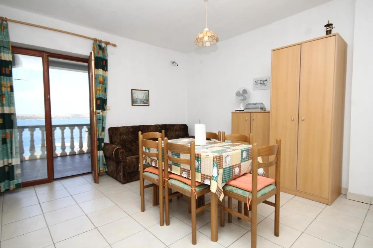 Apartments With A Parking Space Sali, Dugi Otok - 8152  Sali